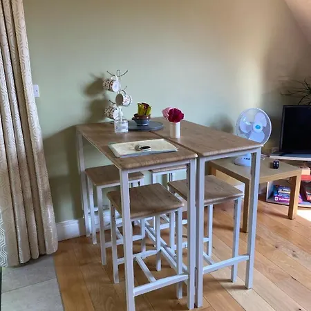 Scarr View 1st Floor A98w710