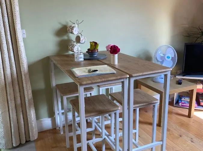 Scarr View 1st Floor A98w710